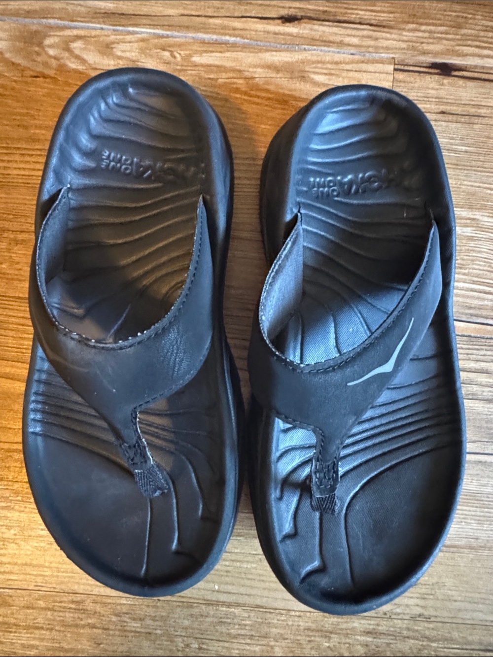 HOKA One one black Athletic Flip Flop Sandals
